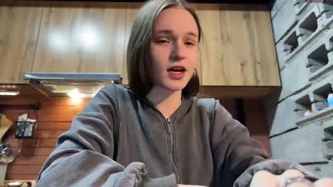 Tears Lora online show from 11-26-25, 09:27