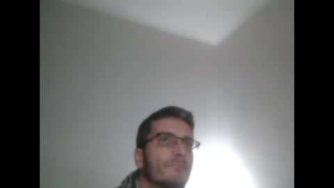 Nuno online show from 02-08-25, 01:11