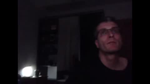 Snapshot of nmcandeias chatting on 06-10-26, 01:17 Nuno online show from 06-10-26, 01:17
