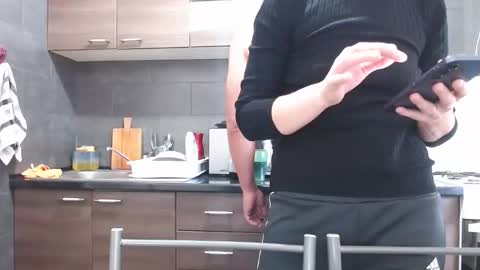 no_limit_coupl3 online show from 09-28-25, 08:09