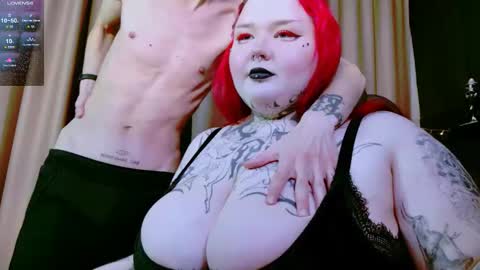 Snapshot of no_sugar_pie chatting on 12-20-25, 09:22 no_sugar_pie online show from 12-20-25, 09:22