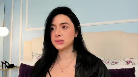 Noa Blue online show from 04-19-26, 08:11