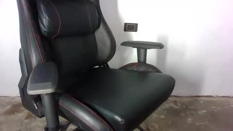 noah100205 online show from 04-04-26, 05:32