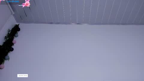 Snapshot of noah25_ chatting on 07-20-26, 03:10 Noah online show from 07-20-26, 03:10