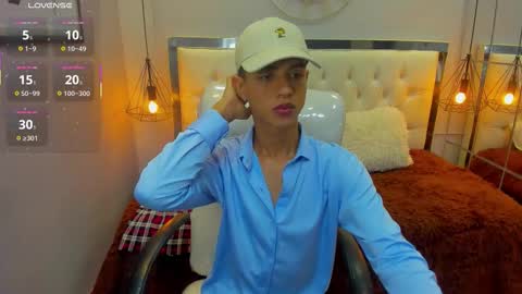 Snapshot of noah295155 chatting on 02-13-26, 03:19 Alex online show from 02-13-26, 03:19