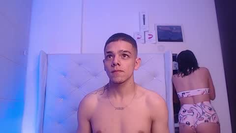 Snapshot of noah_and_kim69 chatting on 12-04-25, 03:38 Zoe online show from 12-04-25, 03:38