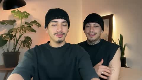 Snapshot of noah_and_steven chatting on 05-31-26, 03:04 noah_and_steven online show from 05-31-26, 03:04