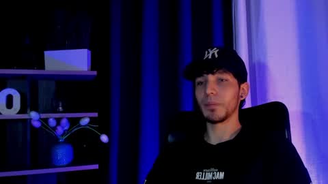 Snapshot of noah_brigth chatting on 10-30-25, 01:51 Noah Brigth online show from 10-30-25, 01:51