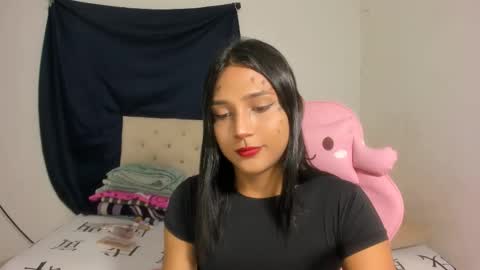 Snapshot of noah_cute18 chatting on 10-31-25, 09:16 Noah online show from 10-31-25, 09:16