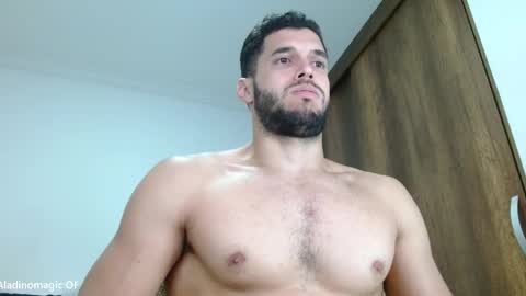 Snapshot of noah_jhonsonn chatting on 11-07-25, 11:21 Noah online show from 11-07-25, 11:21