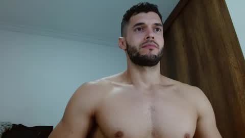 Snapshot of noah_jhonsonn chatting on 11-25-25, 11:32 Noah online show from 11-25-25, 11:32