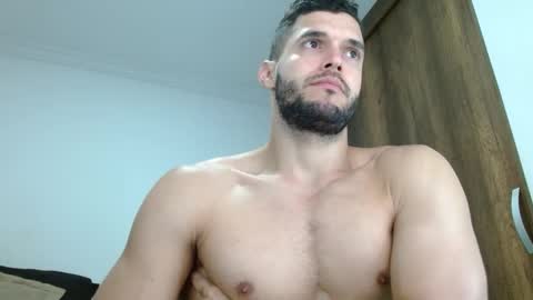 Snapshot of noah_jhonsonn chatting on 11-28-25, 10:40 Noah online show from 11-28-25, 10:40