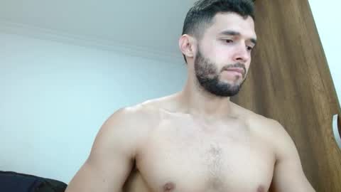 Snapshot of noah_jhonsonn chatting on 12-02-25, 03:07 Noah online show from 12-02-25, 03:07