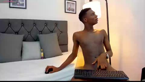 noah_johes online show from 02-26-25, 06:37