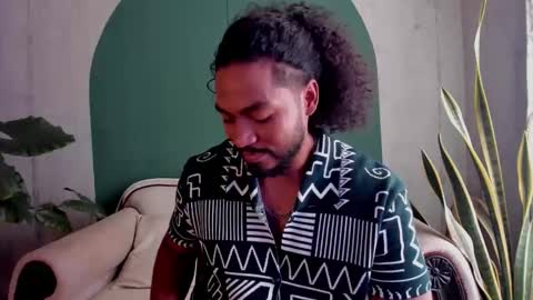 Noah online show from 11-18-25, 04:33