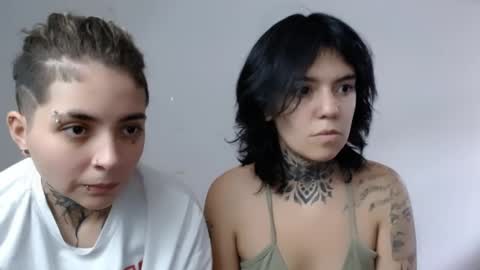 Snapshot of noah_martini chatting on 12-26-24, 08:21 noah hehim online show from 12-26-24, 08:21