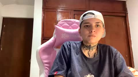 Snapshot of noah_martini chatting on 01-28-25, 05:11 noah hehim online show from 01-28-25, 05:11