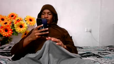 Noah Millers online show from 11-30-25, 01:26