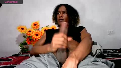 Snapshot of noah_miller7 chatting on 03-12-26, 02:50 Noah Millers online show from 03-12-26, 02:50