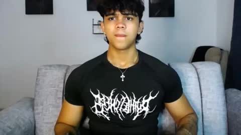 Snapshot of noah_prada14 chatting on 05-26-26, 03:13 luis navas online show from 05-26-26, 03:13