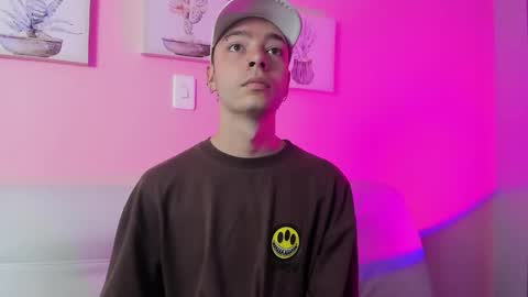    online show from 03-07-25, 12:01