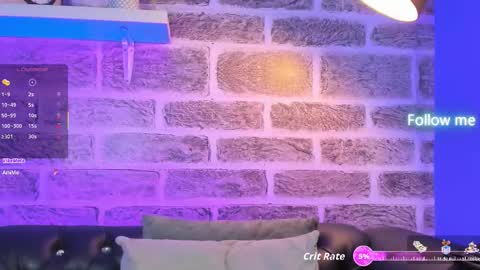 Snapshot of noah_ricci_ chatting on 12-22-25, 12:24 online show from 12-22-25, 12:24