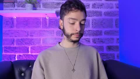 Snapshot of noah_ricci_ chatting on 01-17-26, 11:59 online show from 01-17-26, 11:59