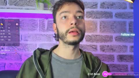 Snapshot of noah_ricci_ chatting on 02-17-26, 12:01 online show from 02-17-26, 12:01