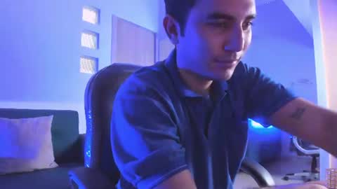 Snapshot of noah_sin_ chatting on 07-15-26, 11:15 noah sin online show from 07-15-26, 11:15