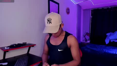 noah_smith04 online show from 09-14-25, 11:04