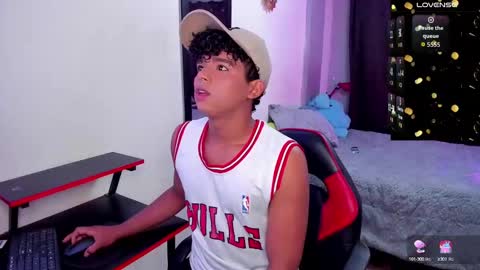 noah_smith04 online show from 10-06-25, 07:55