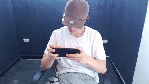 noah_sokolov online show from 11-09-25, 02:26