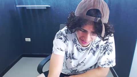 noah_sokolov online show from 12-16-25, 03:06