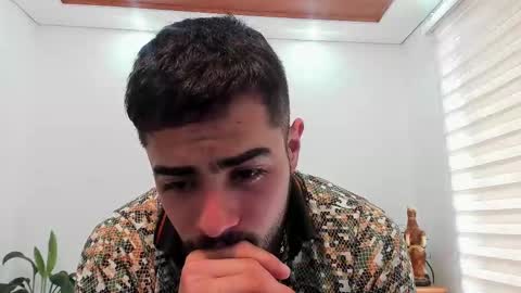 LIAM- noah online show from 11-11-25, 01:33