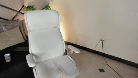 Noah online show from 02-08-25, 12:17