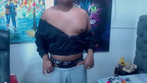 Snapshot of noahdeepthroatt chatting on 03-11-26, 06:19 noahdeepthroatt online show from 03-11-26, 06:19