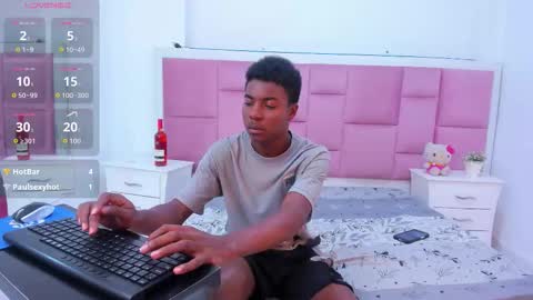 Snapshot of noahjhonson69 chatting on 11-26-25, 07:04 noah online show from 11-26-25, 07:04