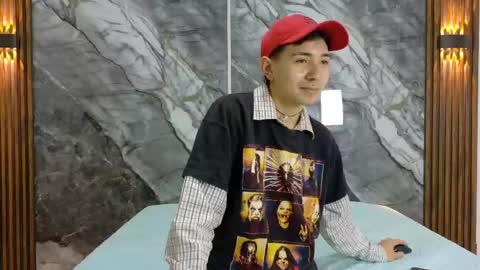    online show from 06-09-26, 11:00