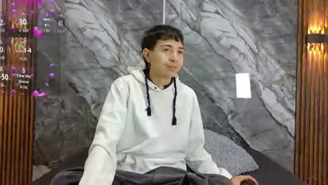    online show from 06-15-26, 11:01