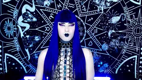 caroline online show from 11-04-25, 02:43