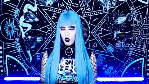 caroline online show from 11-21-25, 02:43