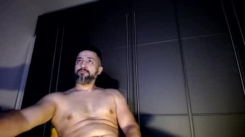 Snapshot of nobodyisperfect80 chatting on 11-02-25, 01:19 nobodyisperfect80 online show from 11-02-25, 01:19