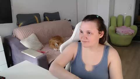 Snapshot of nodarell chatting on 05-11-26, 12:33 nodarell online show from 05-11-26, 12:33