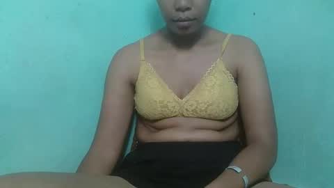 noella711128 online show from 12-02-25, 02:23