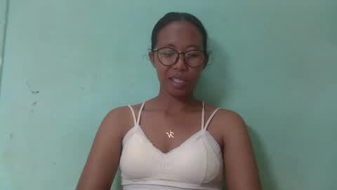 Snapshot of noellah chatting on 03-02-25, 07:32 noellah online show from 03-02-25, 07:32