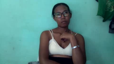 Snapshot of noellah chatting on 03-09-25, 12:31 noellah online show from 03-09-25, 12:31