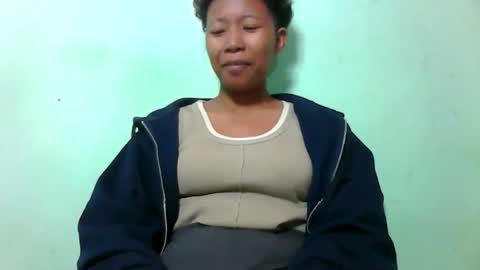 Snapshot of noellah chatting on 09-25-25, 07:23 noellah online show from 09-25-25, 07:23