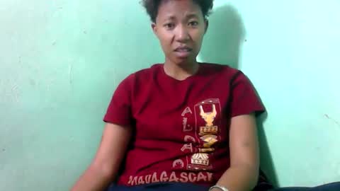 Snapshot of noellah chatting on 10-05-25, 03:27 noellah online show from 10-05-25, 03:27