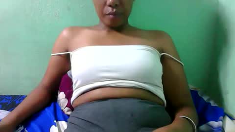 Snapshot of noellah chatting on 10-13-25, 06:52 noellah online show from 10-13-25, 06:52