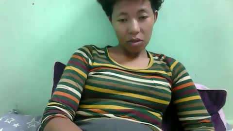 Snapshot of noellah chatting on 10-30-25, 04:41 noellah online show from 10-30-25, 04:41